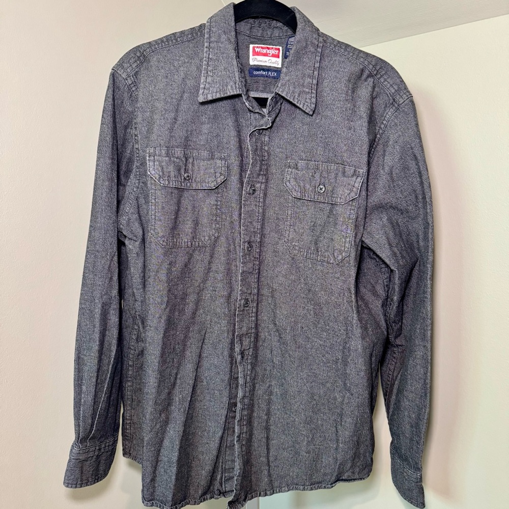 Men's Wrangler Dark Gray Denim‎ Long Sleeve Shirt Size Large Comfort Flex